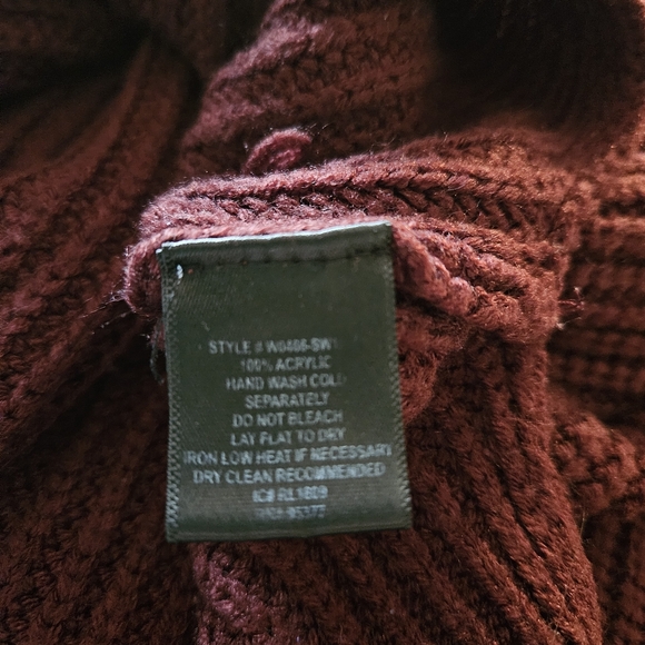 Sanctuary V-Neck Sweater - Picture 8 of 10